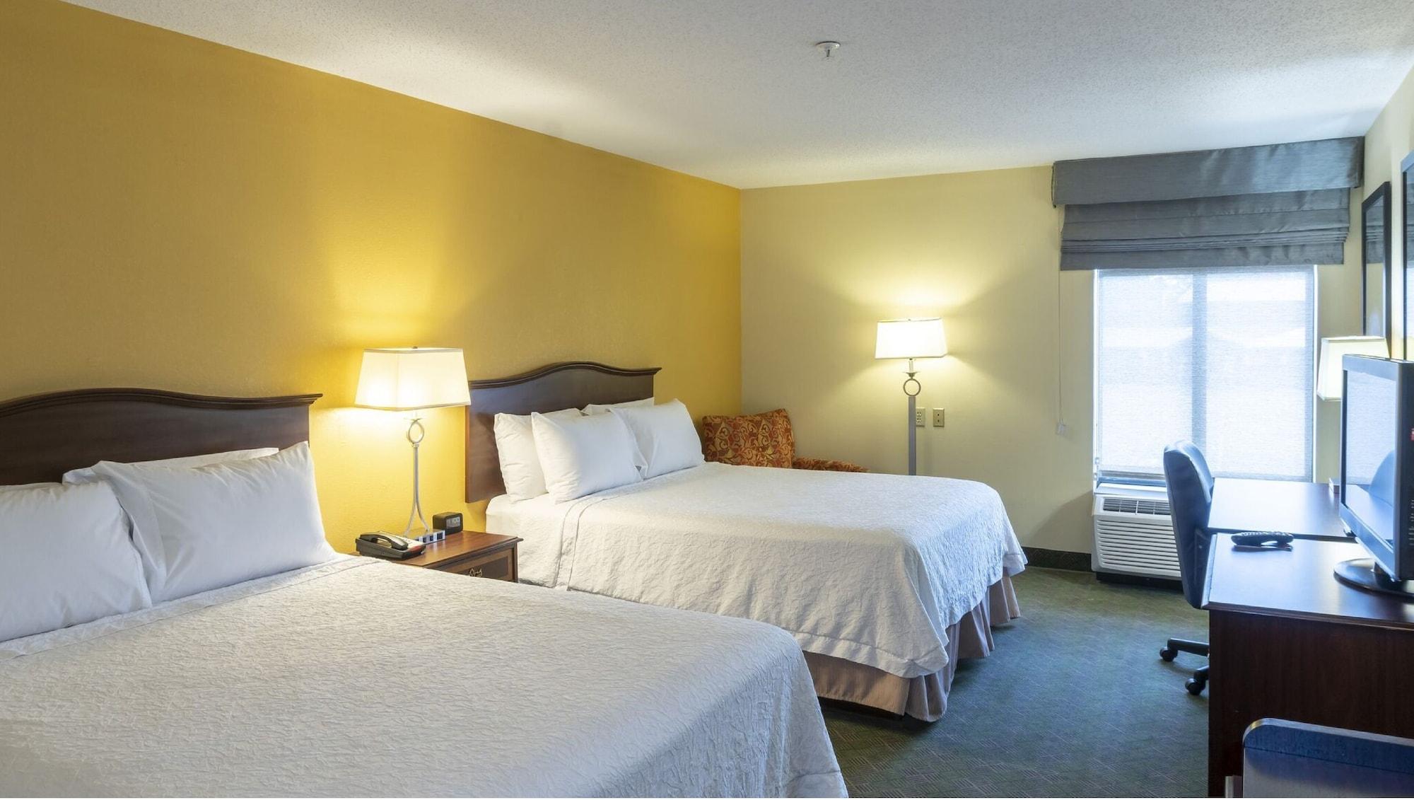 Hampton Inn New Philadelphia Extérieur photo