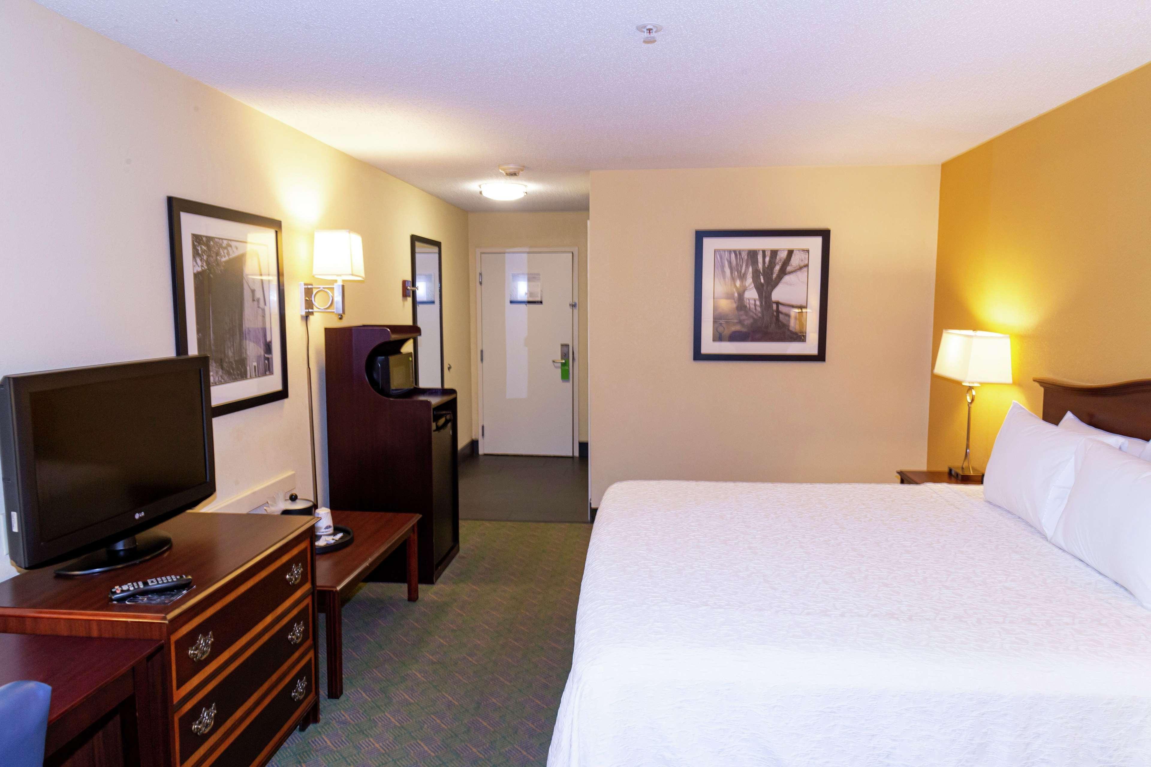 Hampton Inn New Philadelphia Extérieur photo