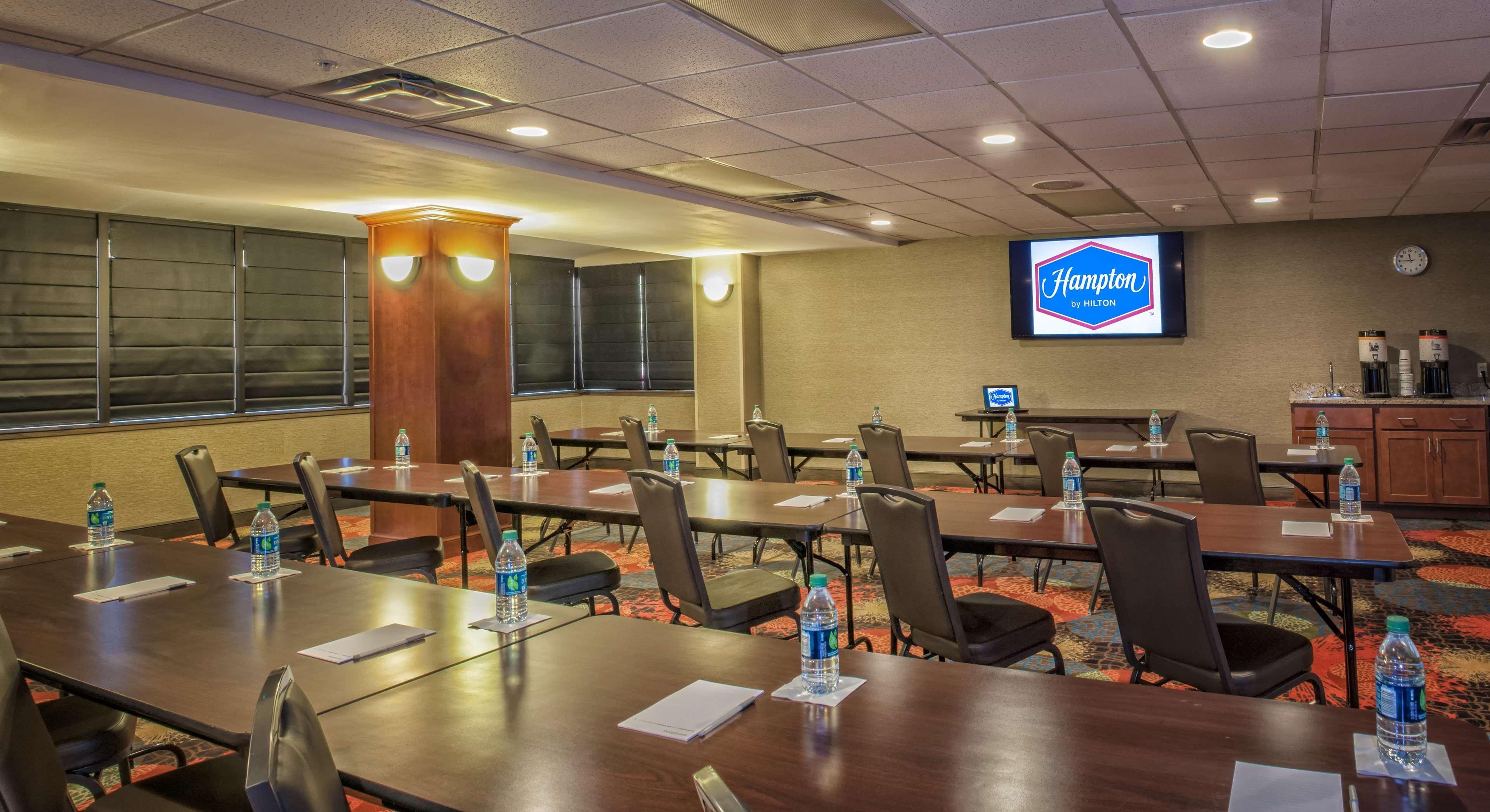 Hampton Inn New Philadelphia Extérieur photo