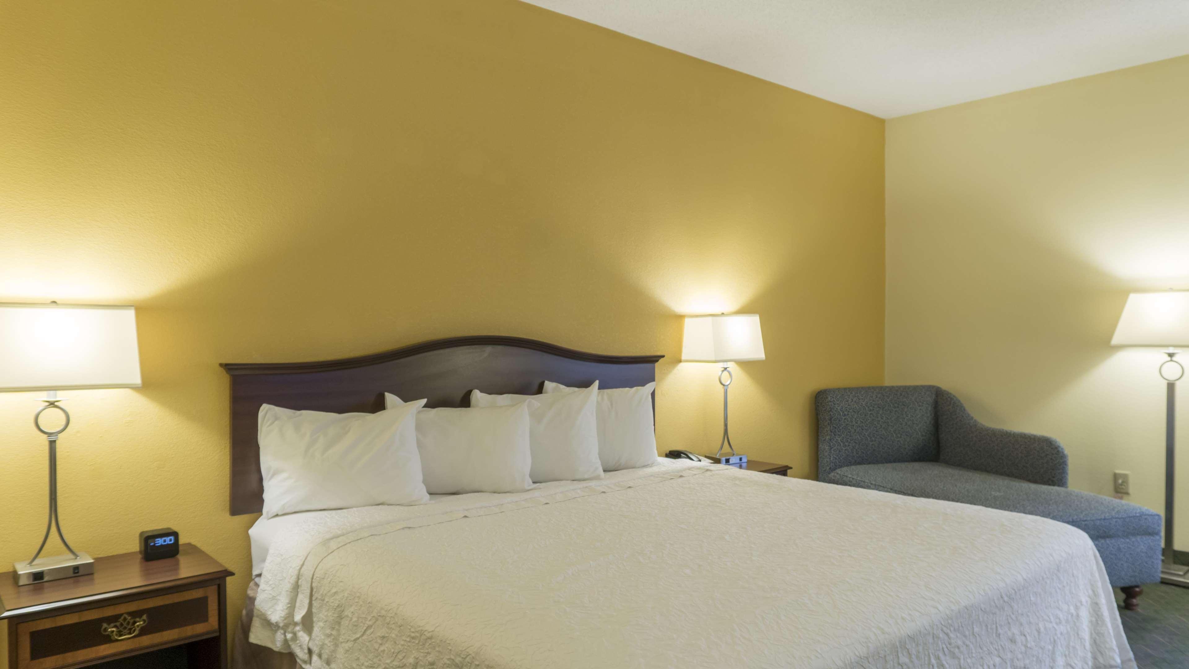 Hampton Inn New Philadelphia Extérieur photo