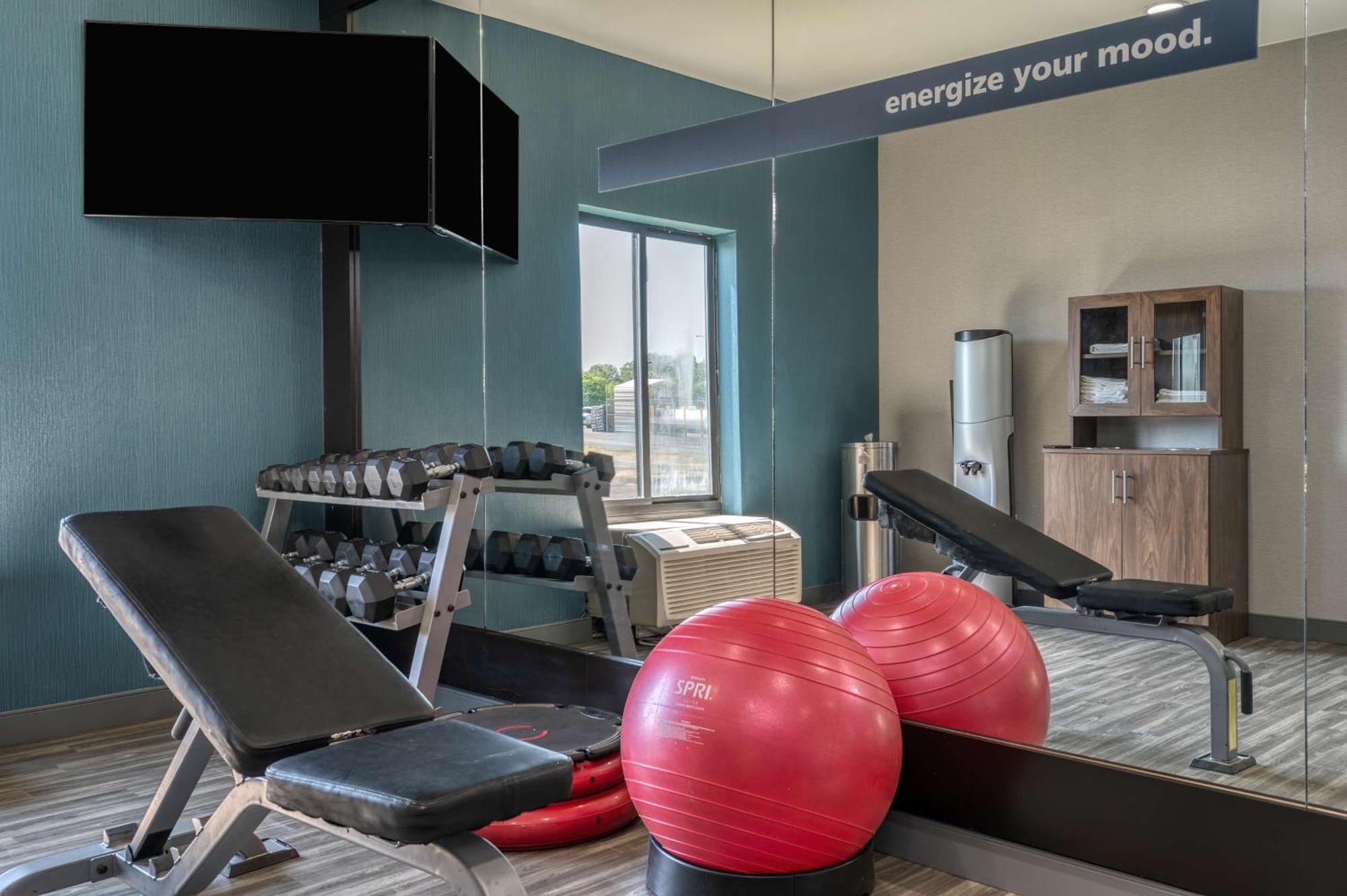 Hampton Inn New Philadelphia Extérieur photo